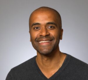 A headshot of Professor Manoj Viswanathan