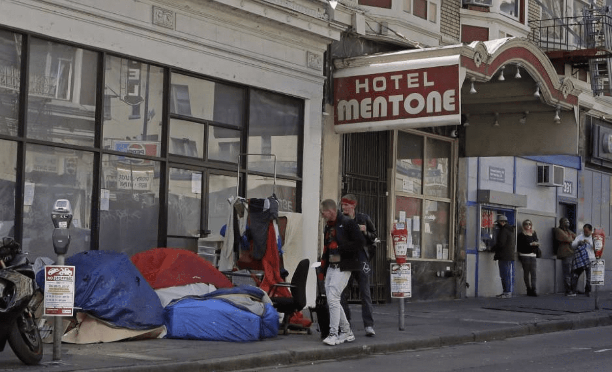 Photo of tents on sidewalk in Tenderloin