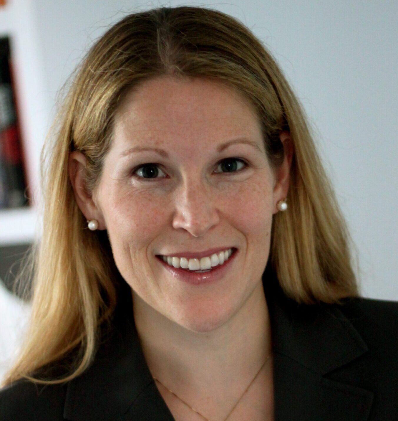 Headshot of Leah Spero