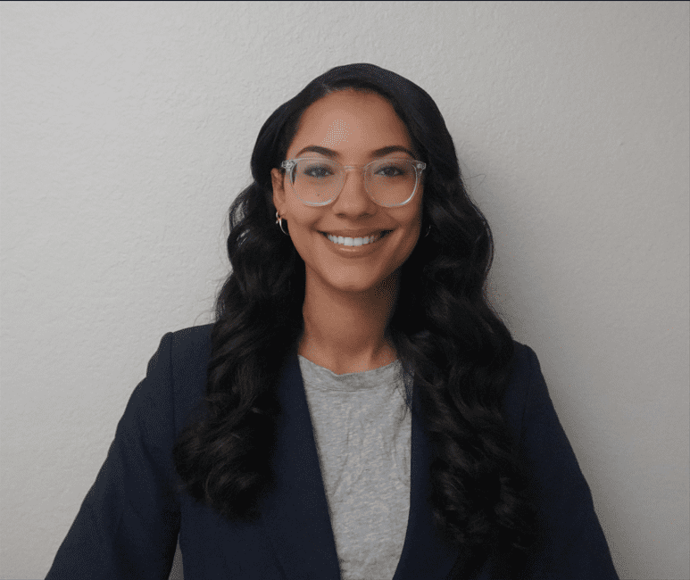 Headshot of Angelyn Armistead