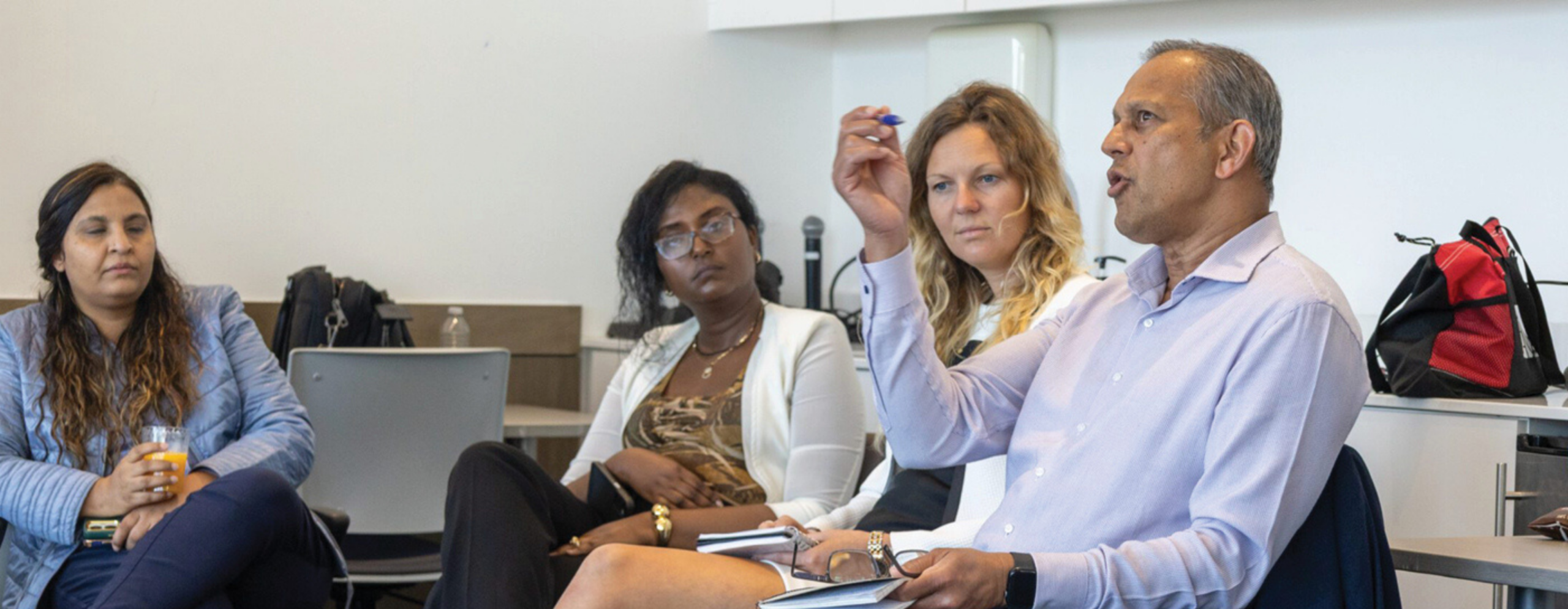 Participants at the International Mediation Development & Leadership Institute